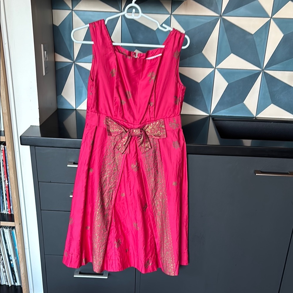 Vintage Malihini Hawaii Pink and Gold Dress